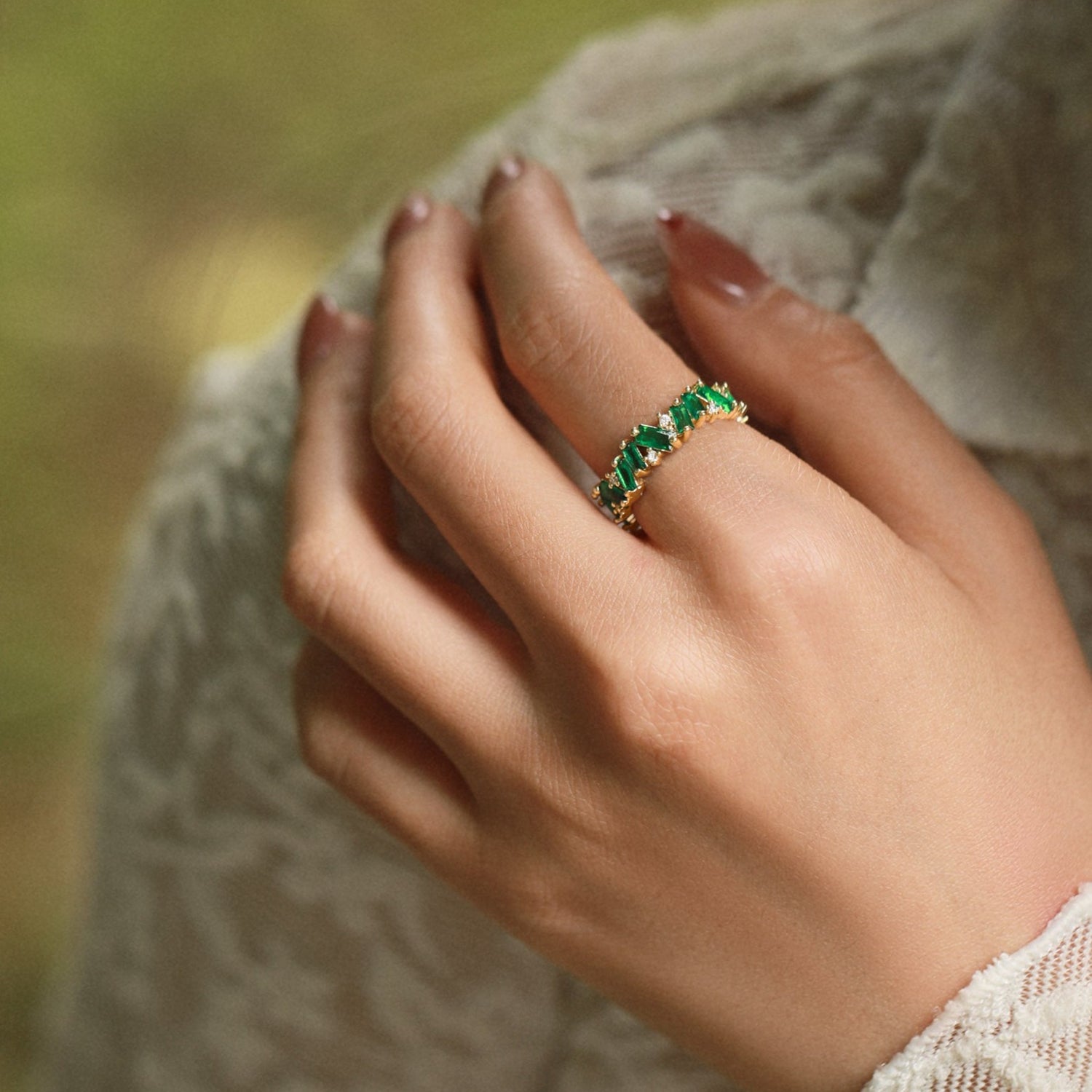 Vintage Green Beautifully Broken Gemstone Ring