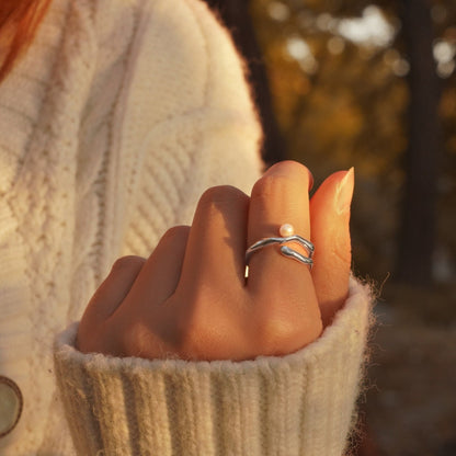 Natural Stream Pearl Ring