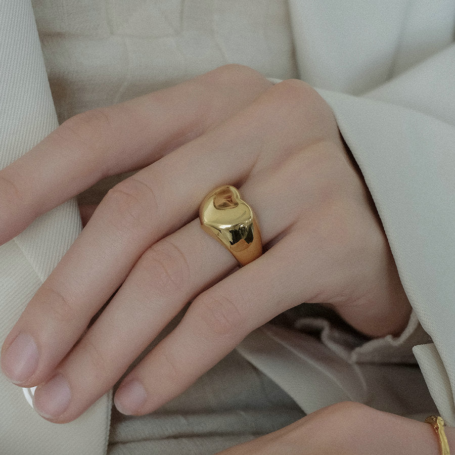 Bold Heart Signet Ring