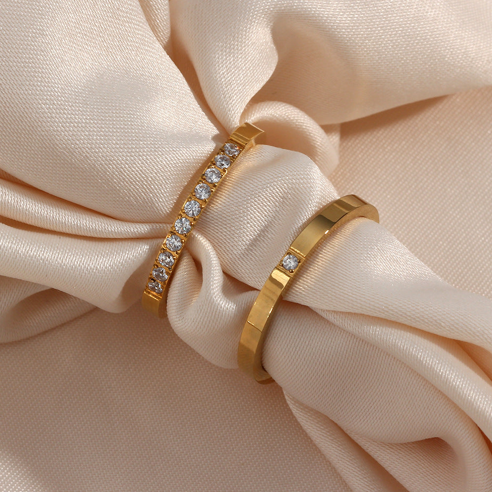 Dainty Band Ring