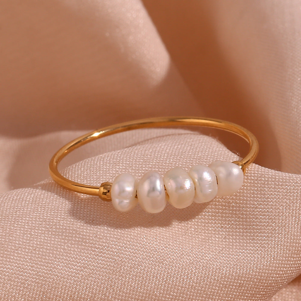 Mini Pearls Ring